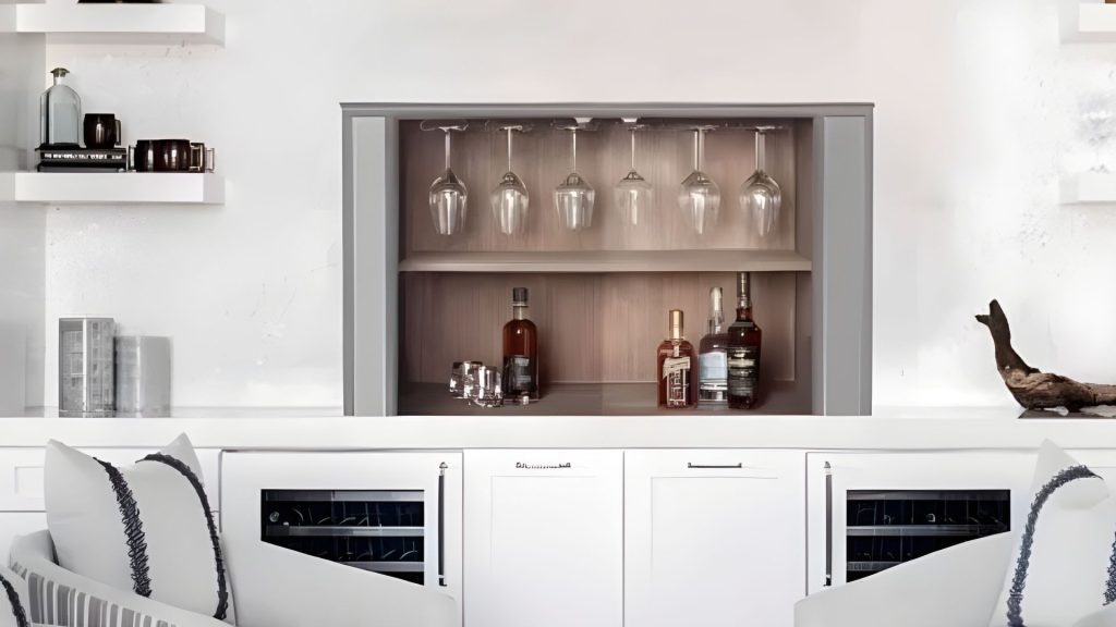 Hidden tech, bold style: the Tv lift cabinet you actually need