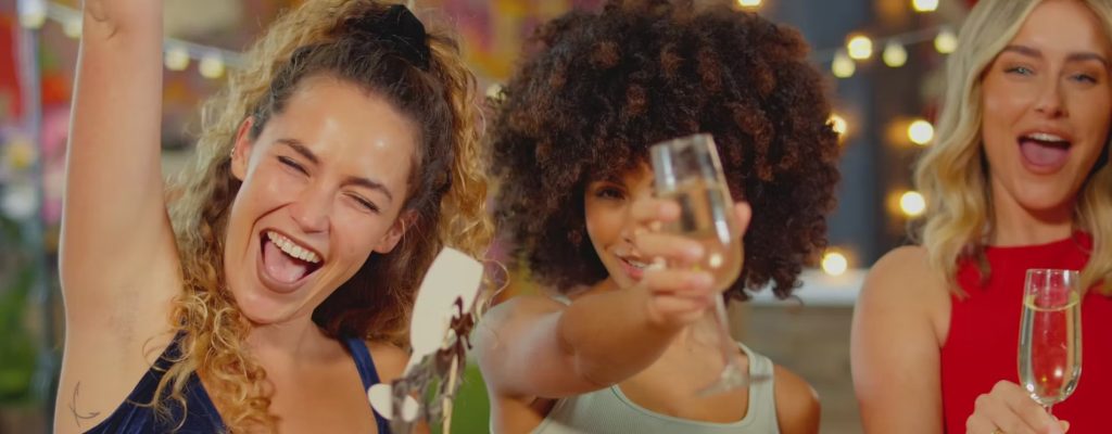 Memorable corporate events start with a standout photobooth and warm audio guest books