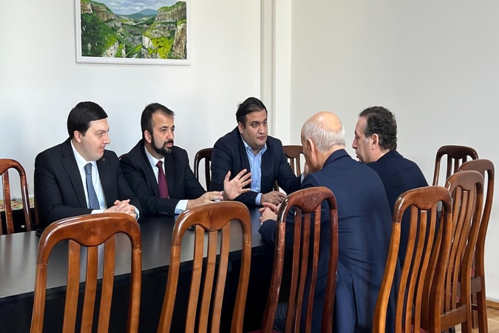 Respectful recognition in academia: the honorary doctorate explained