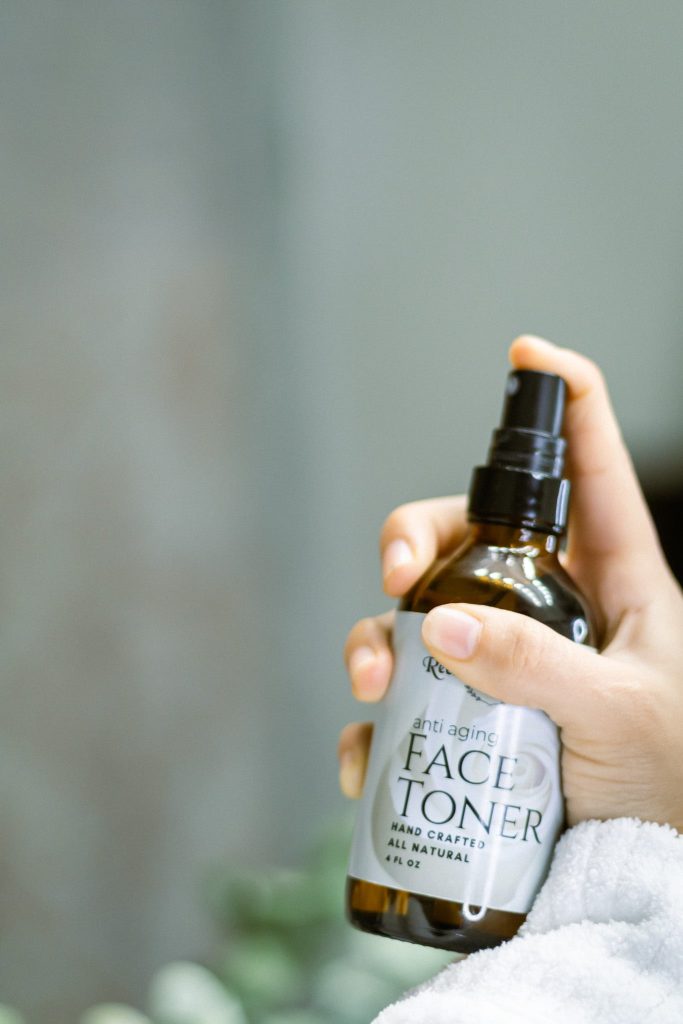 Nature’s Embrace: A Gentle, Traditional Face Cream for All Skin Types
