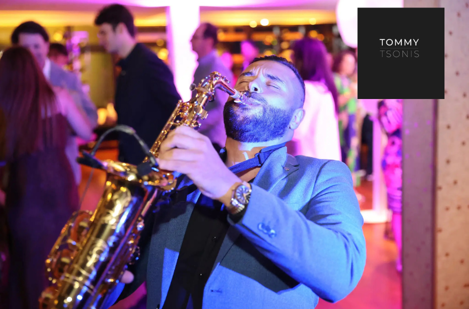 Saxophone gigs in Sydney for events and weddings Saxophone gigs in Sydney for events and weddings