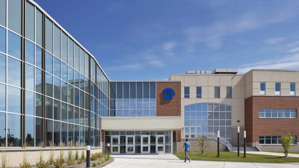 Smart Options: Finding Suitable Schools for Sale Nearby Smart Options: Finding Suitable Schools for Sale Nearby