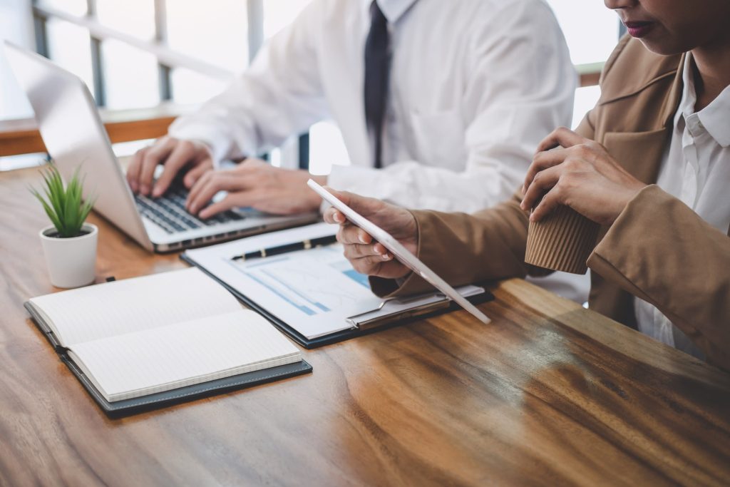 Choosing the right corporate electronics partner in the USA