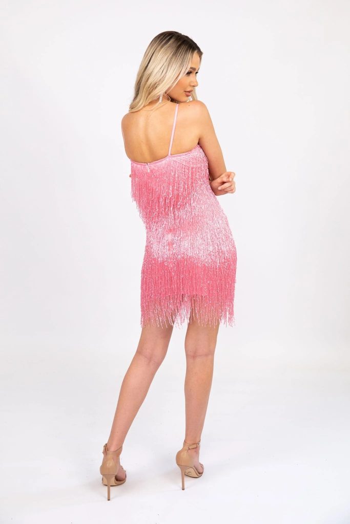 Elevate Your Eveningwear with a Corset-Structured Silhouette Elevate Your Eveningwear with a Corset-Structured Silhouette