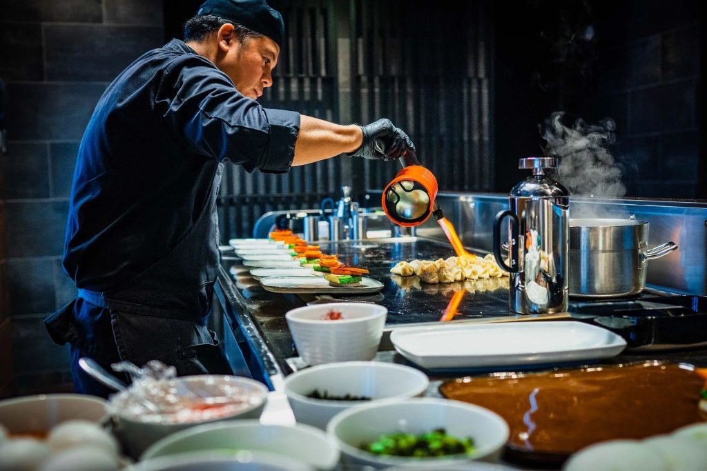 Mobile Hibachi Chef Checklist for a Seamless Live-Cooking Event Mobile Hibachi Chef Checklist for a Seamless Live-Cooking Event